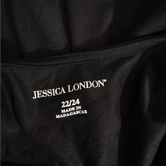 New Jessica London Womens Asymmetrical Blouse Size 22/24 Black Stretch Top - Picture 3 of 6